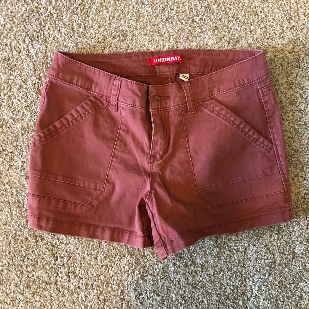 Salmon women’s cargo dress shorts